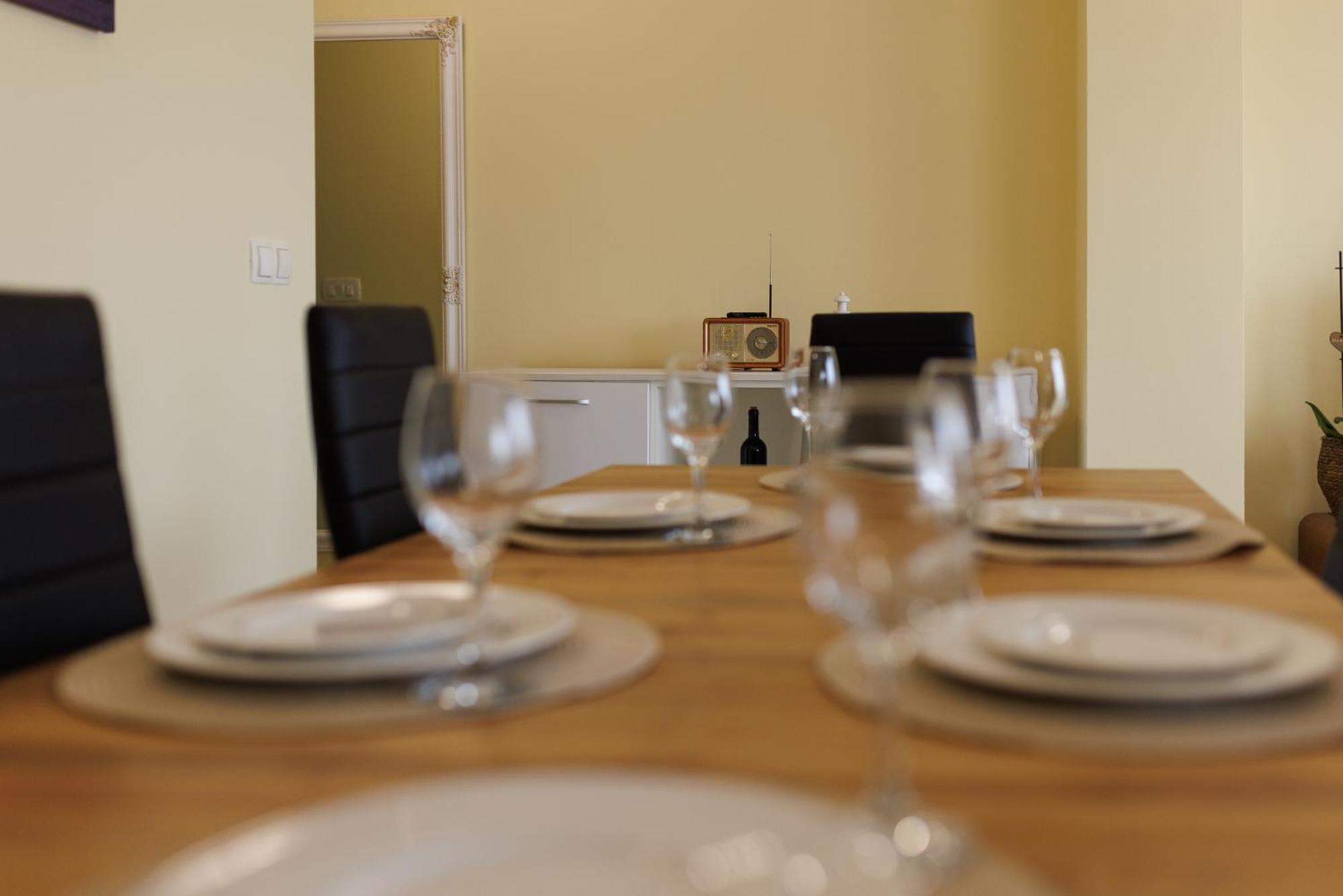 Apartman Maja Komarna Eksteriør bilde